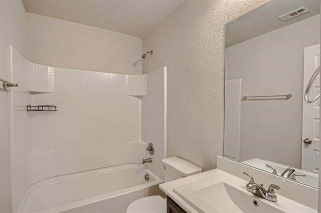 Building Photo - 6224 Jackstaff Dr