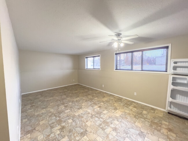 Building Photo - 5505-5551 51 St