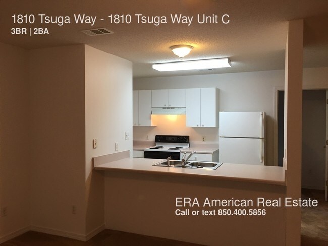 Building Photo - 1810 Tsuga Way