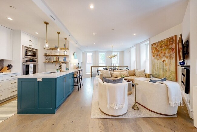 Foto del edificio - 407-409 Shawmut Ave