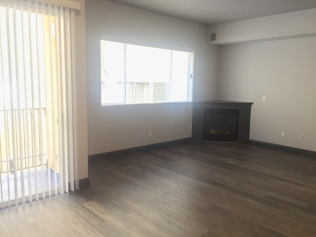 Foto del edificio - 15146 Moorpark St