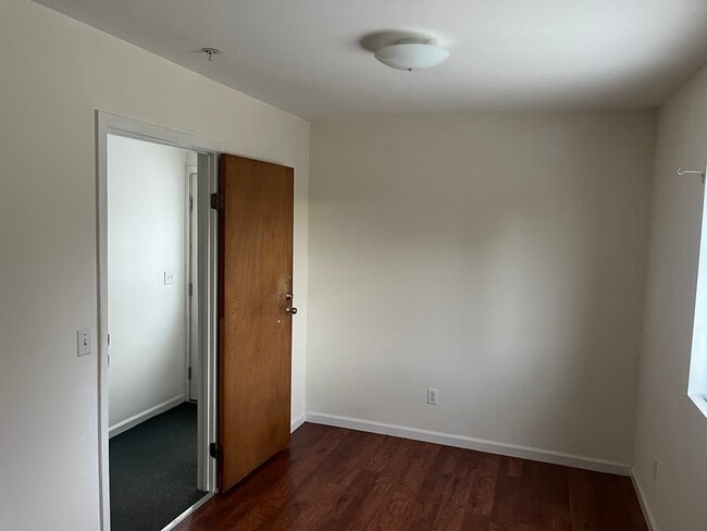 Building Photo - 2531 Benvenue Ave