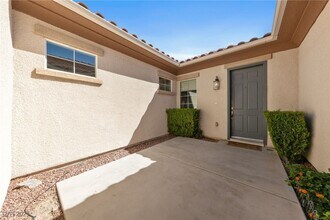 Building Photo - 916 Viscanio Pl