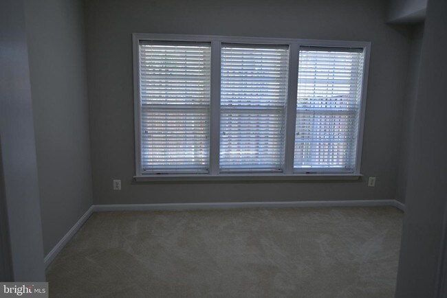 Foto del edificio - 8939 Purple Lilac Cir