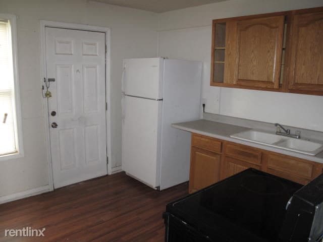 Building Photo - 1410 Dunaway St