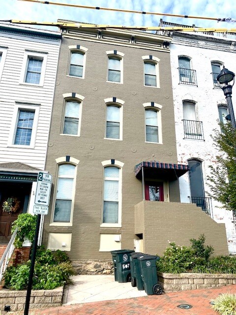Primary Photo - 503 Church St