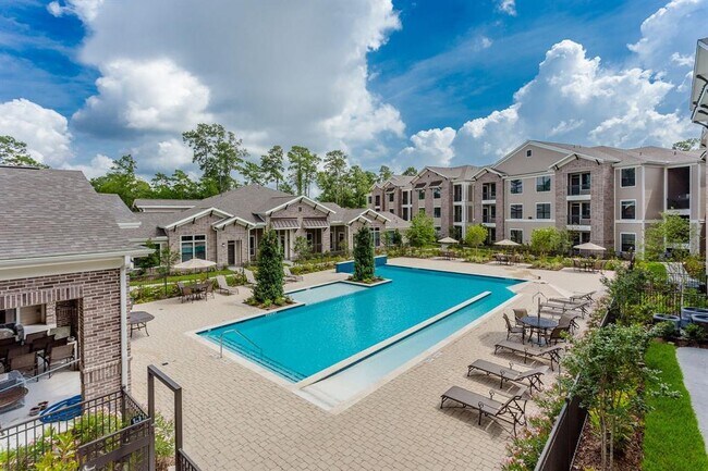 Building Photo - 18021-10821 Eagle Springs Pkwy
