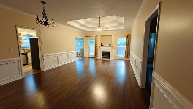 Building Photo - 5150 Saddle Cir