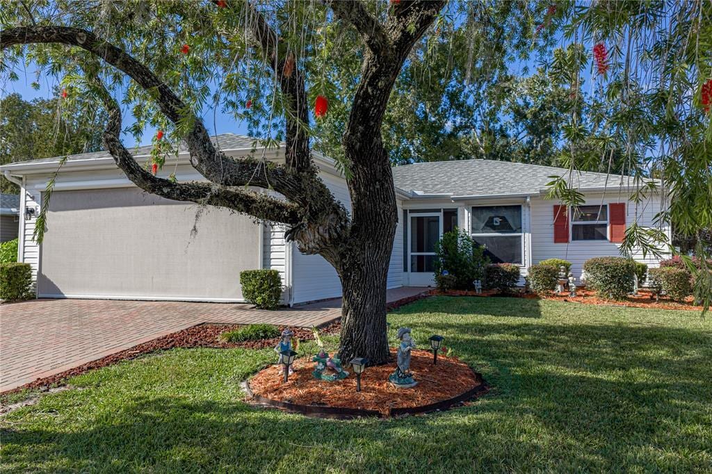 Primary Photo - 29235 Princeville Dr