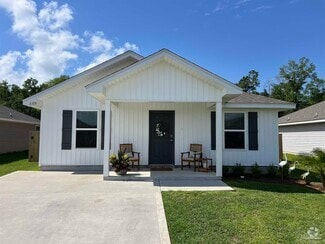 Building Photo - 6319 June Bug Dr