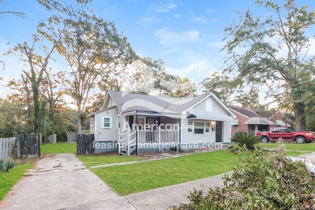 Foto del edificio - 1238 Briarwood Ave