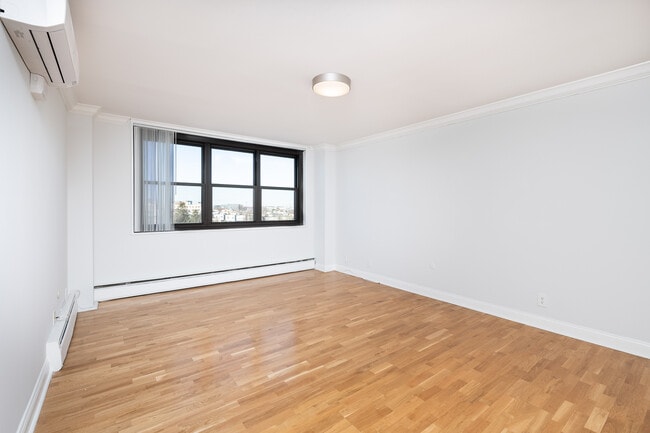 Foto del edificio - 1410 Columbia Rd