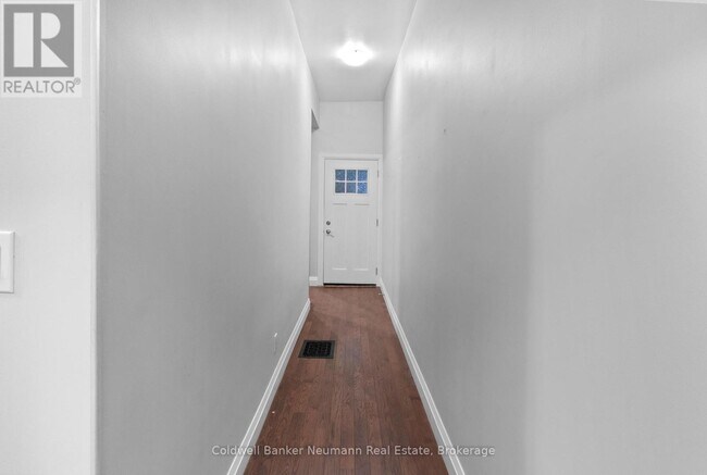 Photo du bâtiment - 56 Yarmouth St