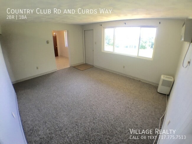 Building Photo - 813 Country Club Rd