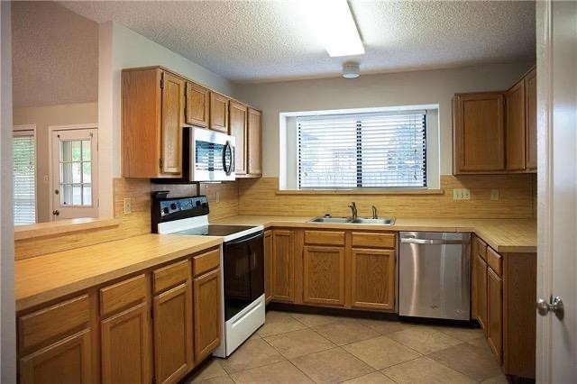 Foto del edificio - 1229 Colony St