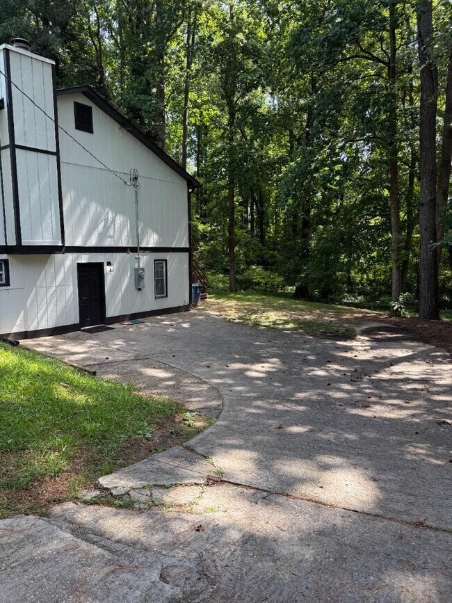 Foto del edificio - 721 Wedgewood Dr