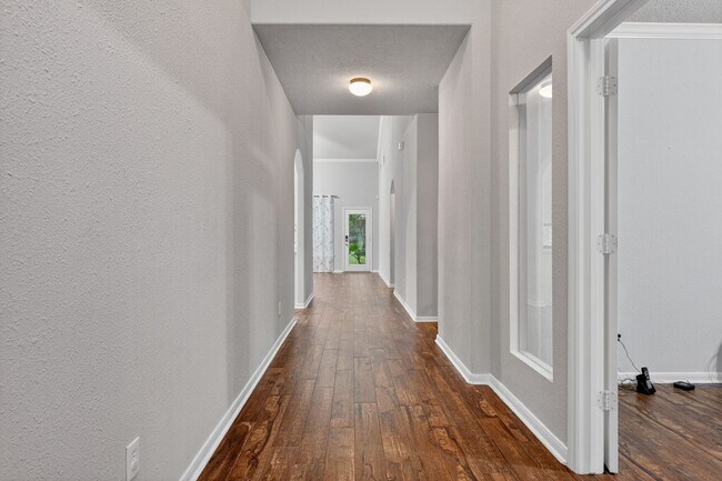 Building Photo - 26 Ebony Oaks Pl