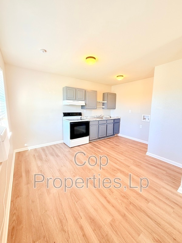 Building Photo - 1314 Laven Dr