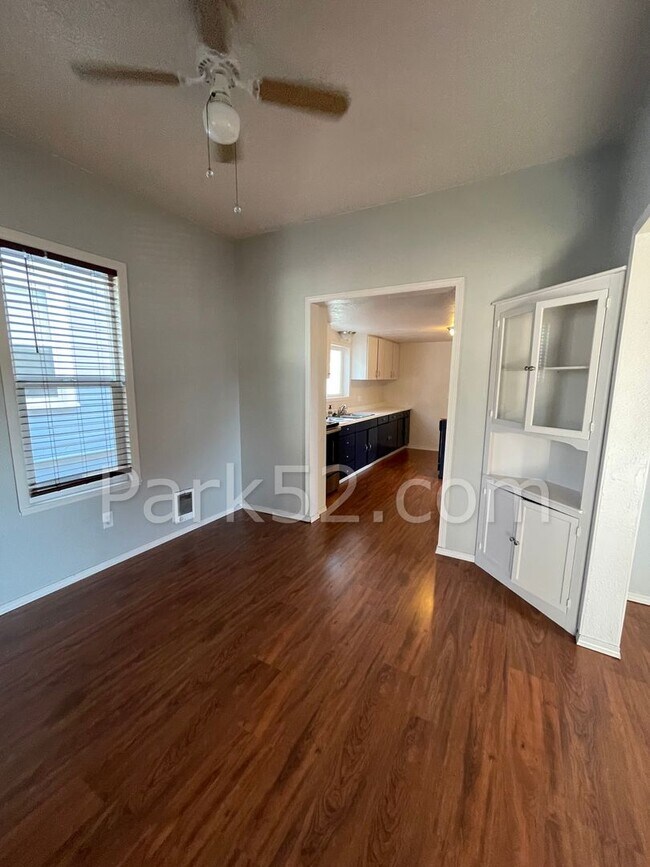 Foto del edificio - 3 Bedroom Tacoma Single Family Home- Pet Friendly!