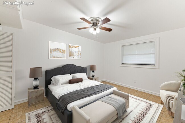 Foto del edificio - 211 N Lipona Rd