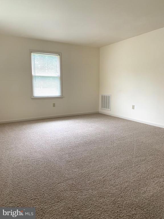 Foto del edificio - 177 Farrell Ln