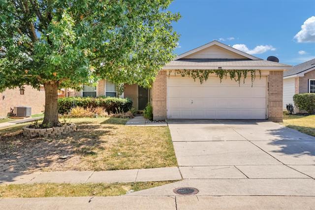 Foto principal - 1605 Crestwood Dr