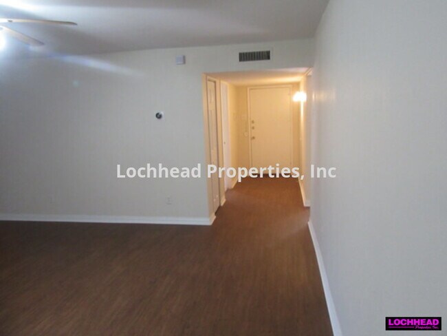Building Photo - Charming three bedroom home!!! New West Su...