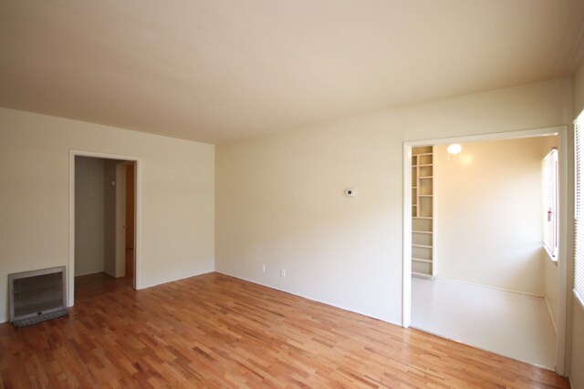 Building Photo - 490 S Marengo Ave