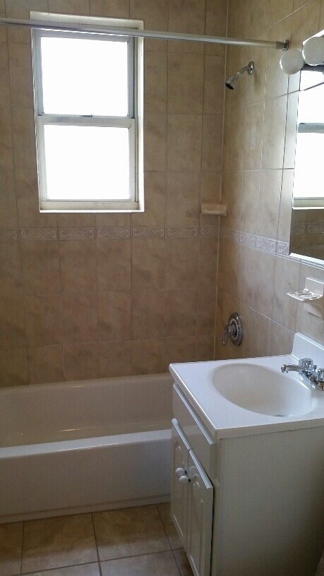 Foto del edificio - 2682 W 2nd St