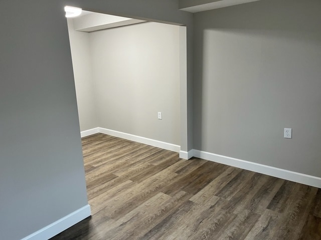 Building Photo - 300 Poplar Ave