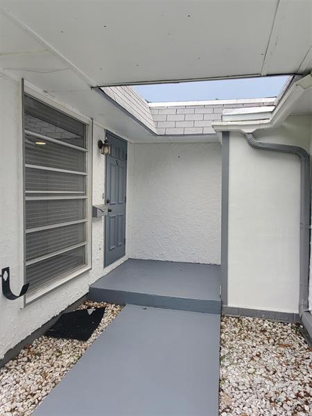 Building Photo - 6310 NW 71st Ave