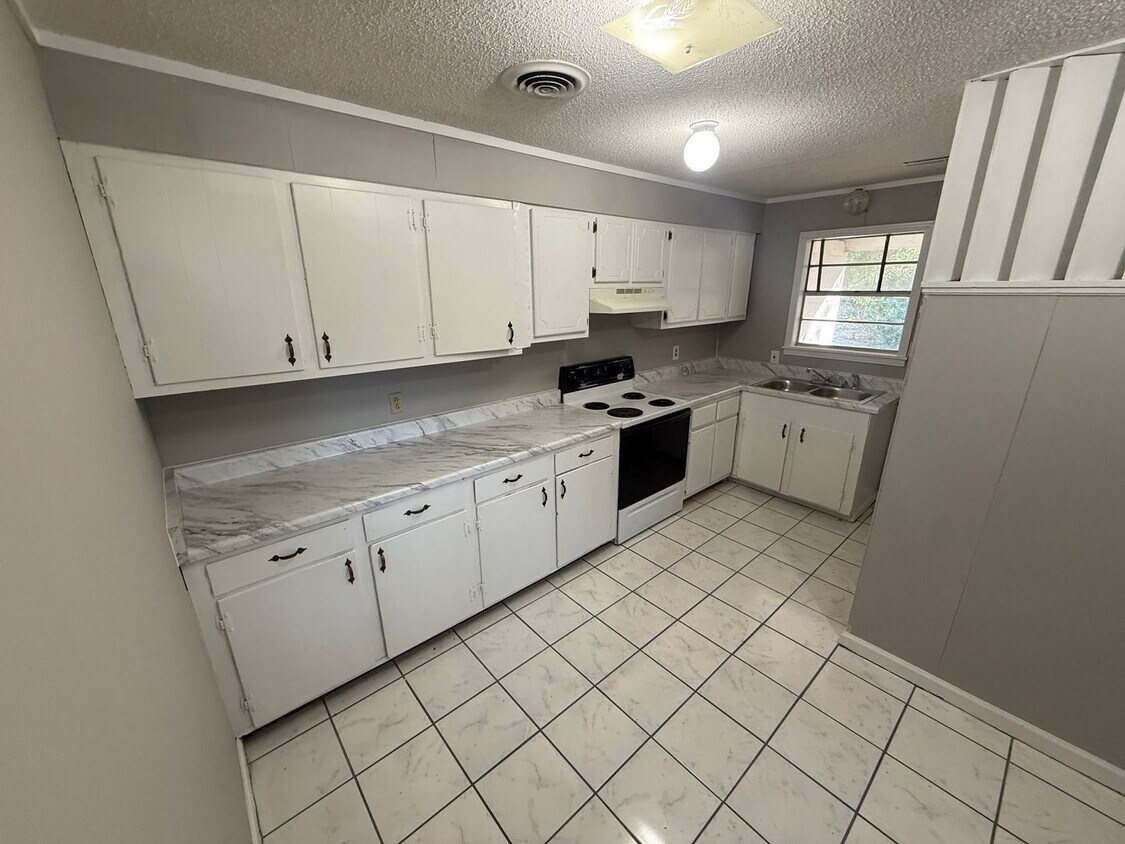 Foto del edificio - 121 Robinson St