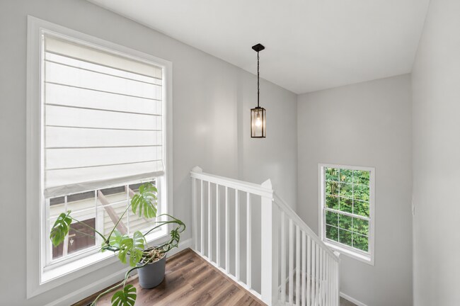 Foto del edificio - 10118 Oakton Terrace Rd