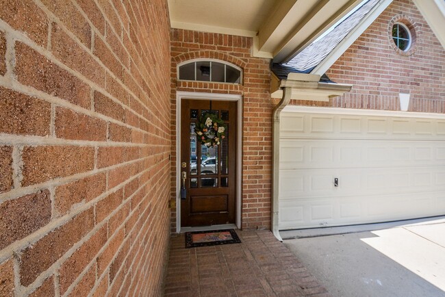 Foto del edificio - 15975 Cottage Ivy Cir