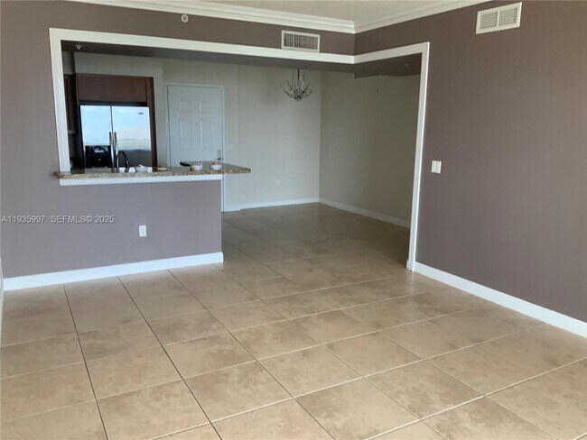 Foto del edificio - 888 Douglas Rd