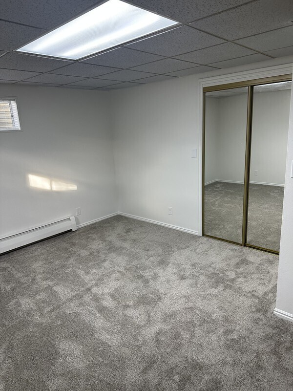 Foto del edificio - 906 N 1020 E