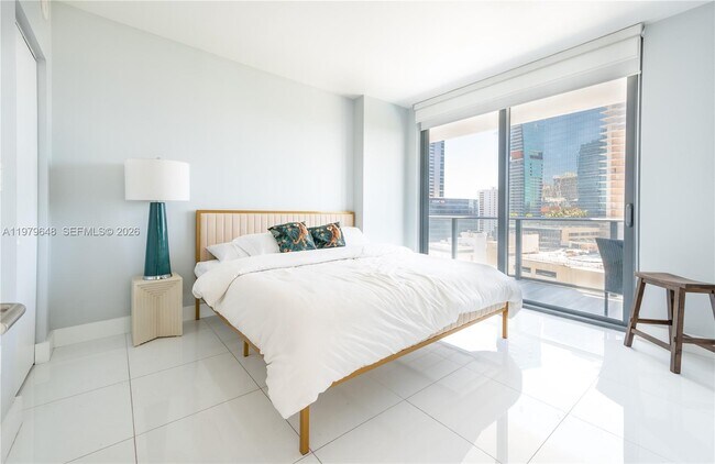 Foto del edificio - 1300 S Miami Ave