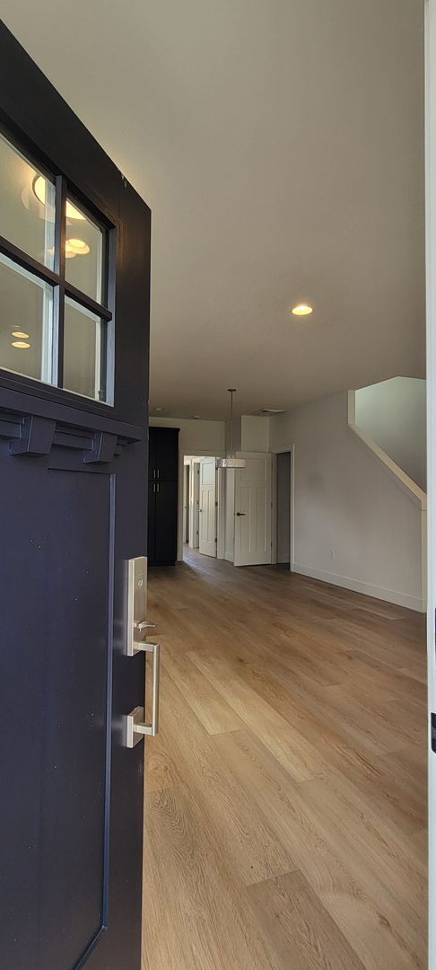 Foto del edificio - 1167 NW Michelbook Ln
