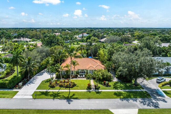 Foto del edificio - 15590 Rolling Meadows Cir