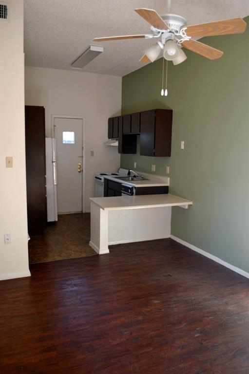 Foto del edificio - 4608 Bennett Ave