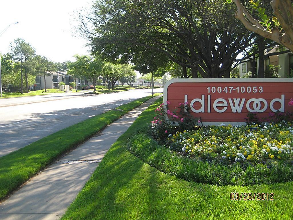 Foto principal - 10049 Westpark Dr