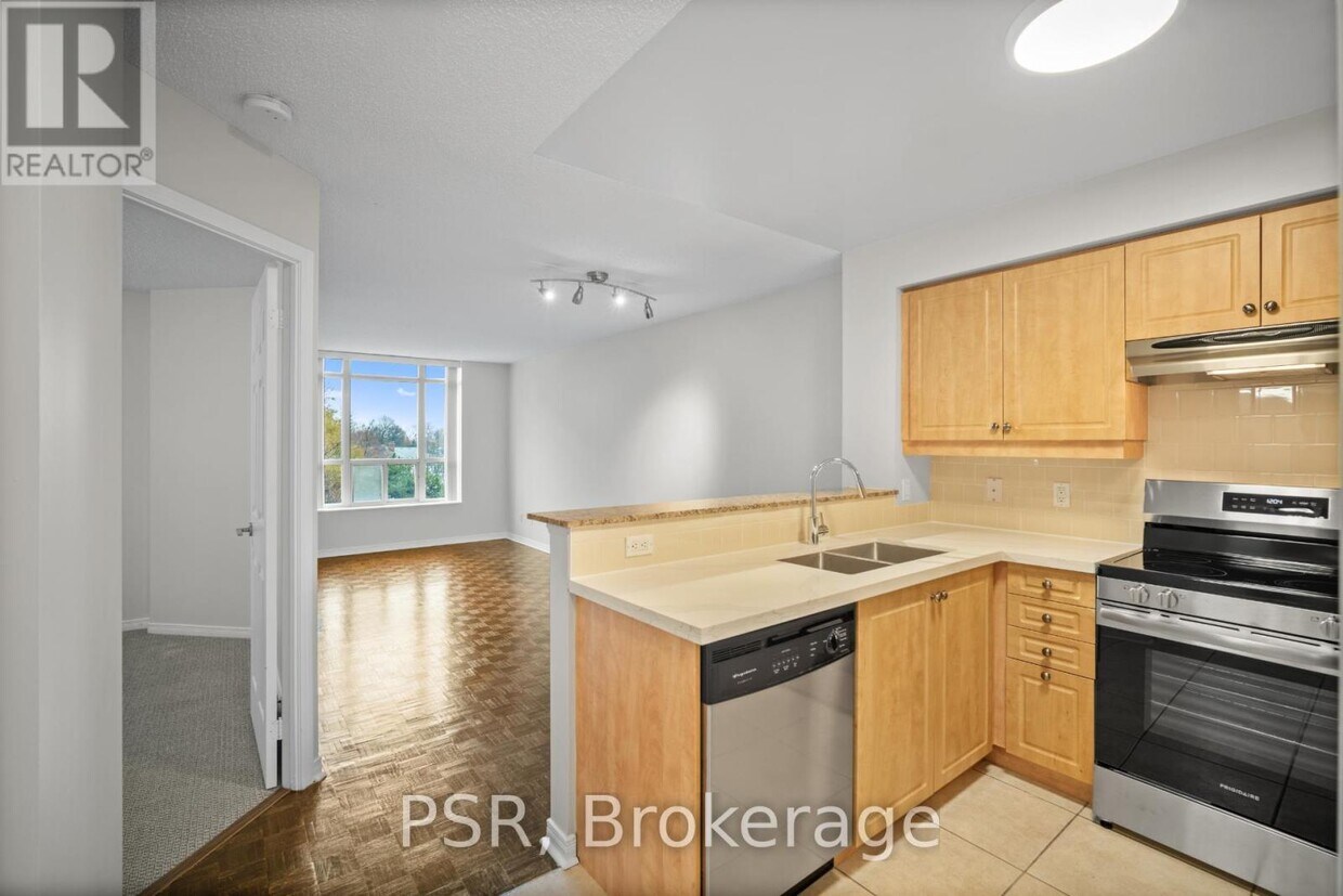 Photo principale - 515 Rosewell Ave