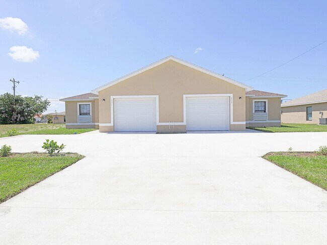 Building Photo - Cape Coral 826