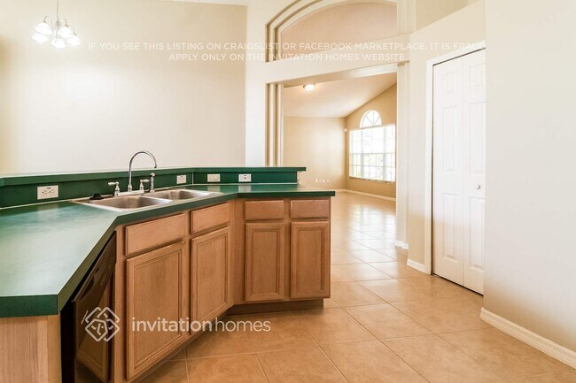 Building Photo - 10967 Dearden Cir