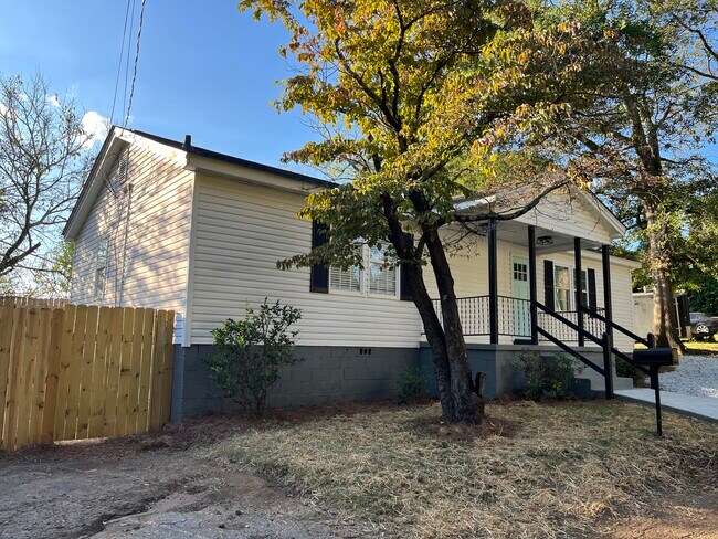 Foto del edificio - 106 Dobbs St