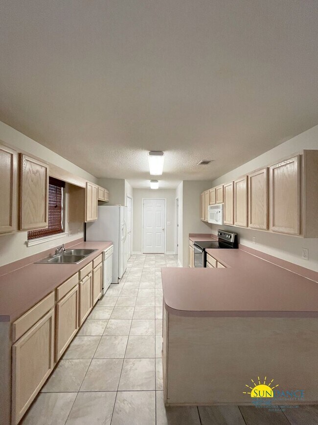 Building Photo - Lovely Home In Fort Walton Beach