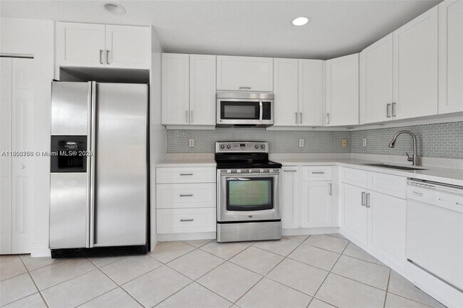 Foto del edificio - 16502 SW 68th Terrace