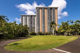 Building Photo - 1519 Nuuanu Ave