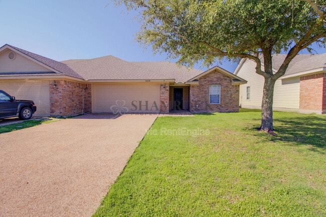 Building Photo - 10228 Iris Ln