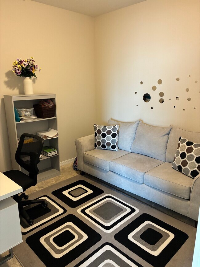 Foto del edificio - 8332 Enclave Way